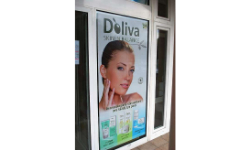 Tlač do výkladov – samolepiace fólie a polepy